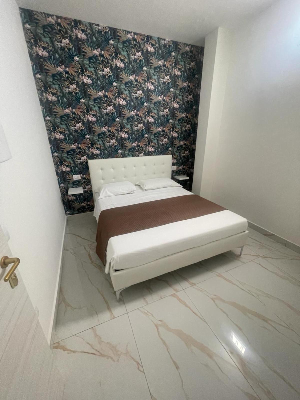 Life Hotel Casalnuovo Di Napoli Luaran gambar