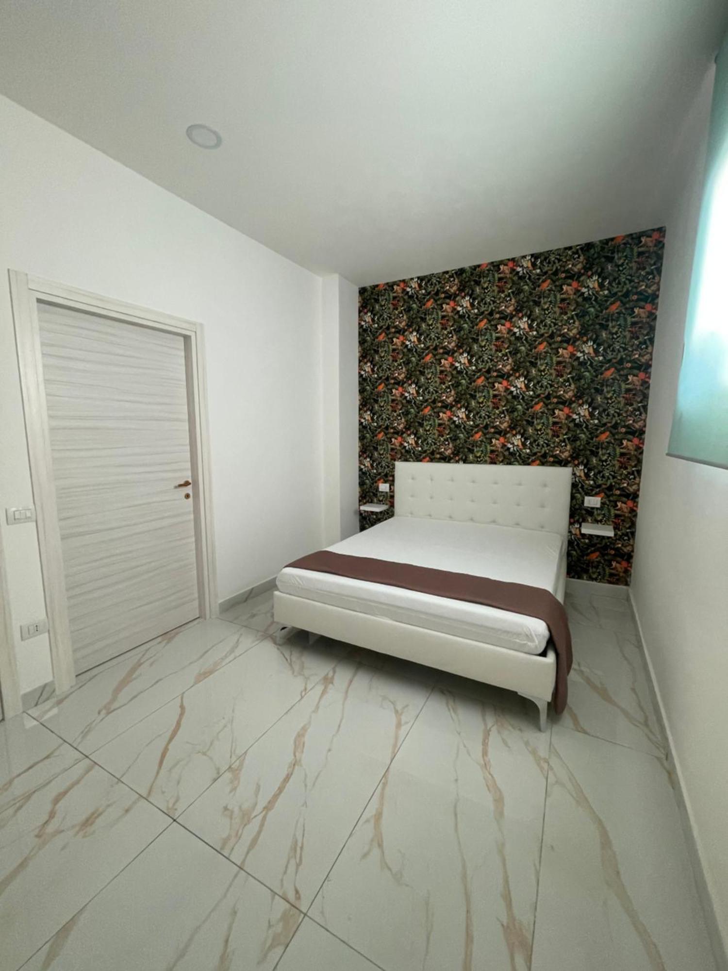 Life Hotel Casalnuovo Di Napoli Luaran gambar